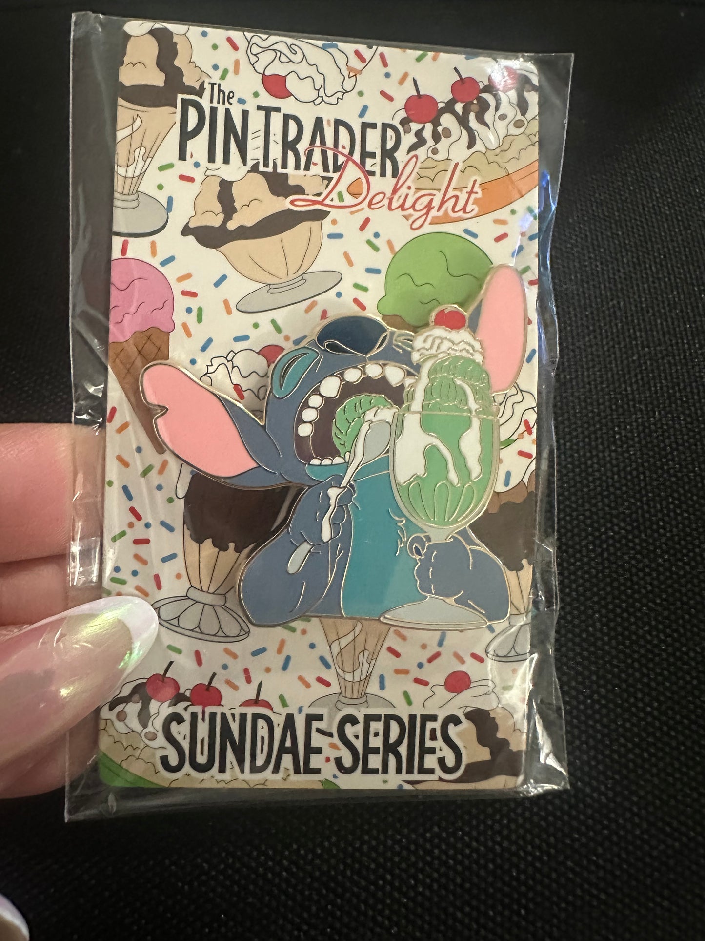 π¨ Pin Trader Delight β Stitch Sundae Series