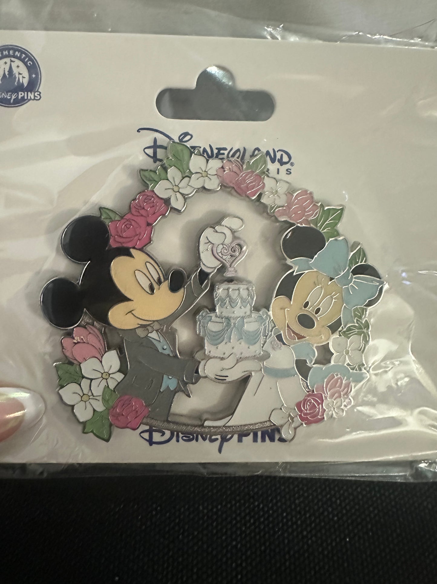 💒 Mickey & Minnie Wedding Celebration – Disneyland Paris Disney Pin