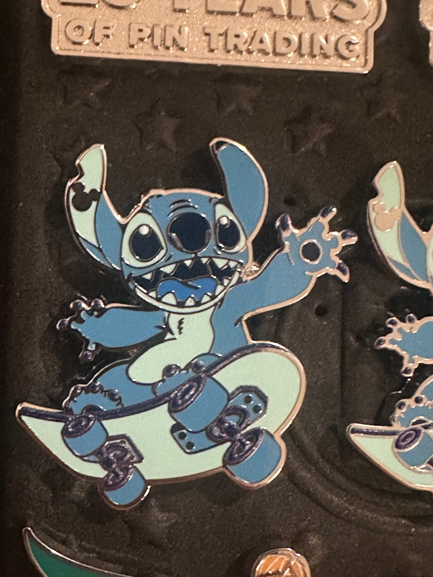 Stitch Hidden Mickey. Wave A 🛹